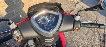 Kymco Agility 16+,objem125ccm + integr. prilba zdarma=cena - 12