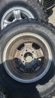 Predam kolesa Terrano 235/75 R15 - 12