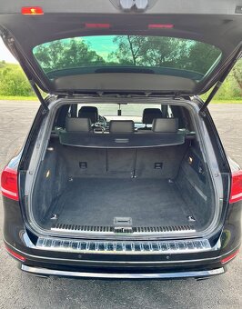 Volkswagen Touareg 3.0 TDI 4motion - 12