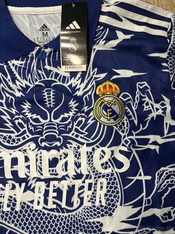 Real Madrid, Liverpool - 12