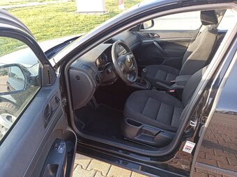 Škoda Octavia 1,6 benzín 2012 - 12