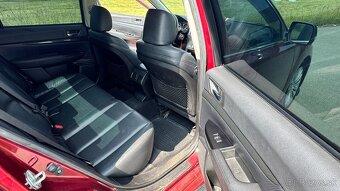 Subaru Legacy 2.5i LPG - 12