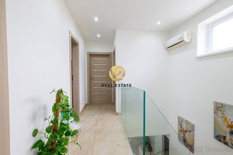 REZERVOVANÉ NA PREDAJ 5i novostavba RD s rozlohou 200m2 - 12