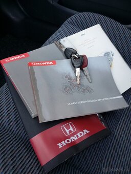 Honda Civic 1.4 55kw rok 1997 - 12