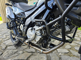 Suzuki DL 650 V strom 2015 ABS  TOP stav  gar.km - 12