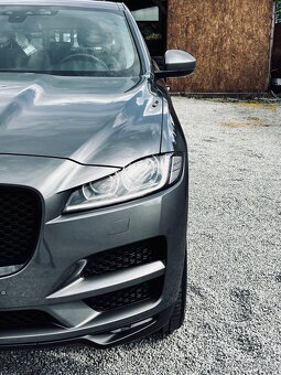 Jaguar F-Pace 2.0D AWD Prestige - 12