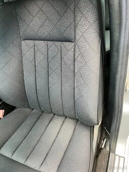 Mercedes Benz W124 E200 - 12