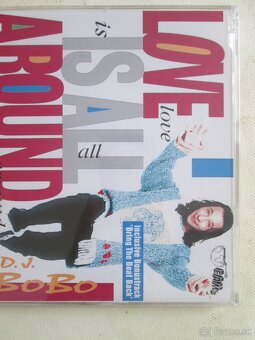 CD single : bez obalov - výhodná cena. - 12