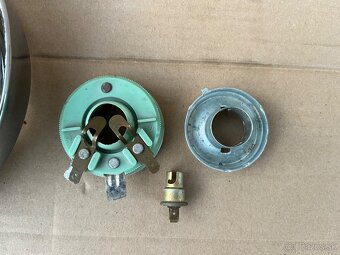 Predné svetlo - uloženka Panelka/ Športka - 12