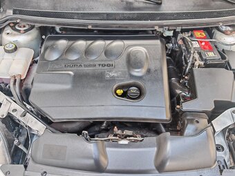 Ford Focus Combi 2.0 TDCi - 12