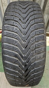 Málo jazdené zimné pneu Hankook+Vredestein - 185/60 r15 - 12