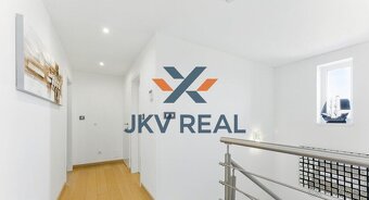 Na predaj krásny moderný rodinný dom v Nových Zámkoch - 12
