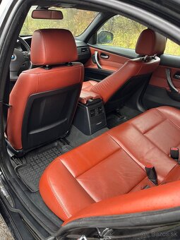 BMW E90 320d X-drive - 12