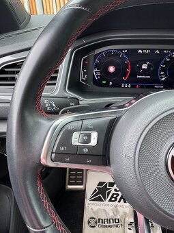 Volkswagen T-Roc 1.5 TSI R-Line DSG - 12