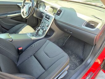 Volvo V60 D3 2.0 D 110 kw 2017 - 12