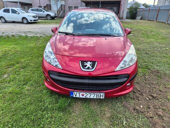 Peugeot 207 - 12