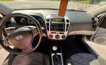 Kia ceed 1.6 CVVT 93KW - 12
