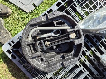 Fabia 2 rozpredám HOLOMOTOR PREDANÝ - 12