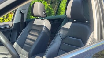 Volkswagen Golf Variant 2.0 TDI DSG Highline - 12