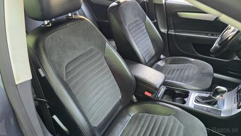 VOLKSWAGEN PASSAT VARIANT B7 2.0 TDI 103KW DSG F1 HIGHLINE - 12