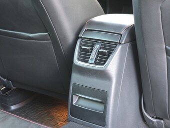 ŠKODA Octavia 3 RS 2.0 TSI - 12