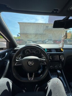 Škoda Octavia 3RS 2.0tdi - 12