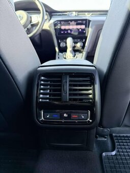 Volkswagen Arteon 2,0tsi, r-line 200kw sedan - 12