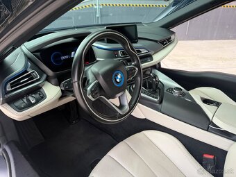 Bmw i8 - 12