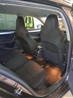 Škoda Octavia Combi 2.0 TDI 2017 - 12