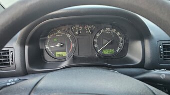 Škoda Octavia 1,9TDI, rok 2010 - aj vymením - 12
