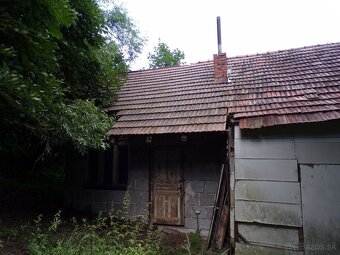 Na predaj rodinný dom mesto Handlová. - 12
