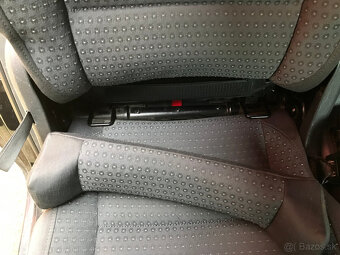 VW Touran 1,9Tdi 7miestny bez DPF - 12