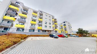 Veľký a svetlý 2i byt v TAMMI ako od developera - 12