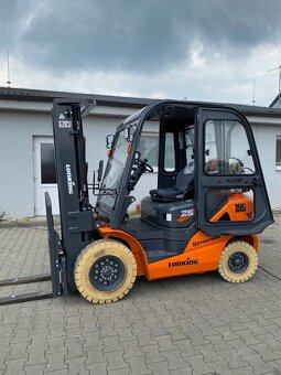 Nový plynový vysokozdvižný vozík Lonking 2500 kg - 12