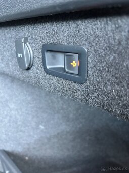 Volkswagen Passat B8 Facelift 2.0 TDI 4x4 DSG model 2022 DPH - 12