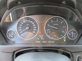 BMW 320GT - 12