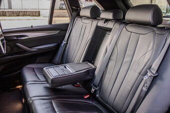 BMW X5 x Drive40d A/T - 12