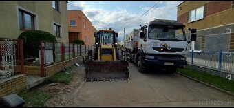 Nákladne auto s hydraulickou rukou - 12