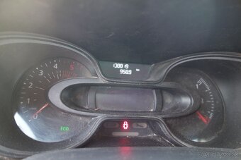 Renault Trafic DRIVE 1,6DCi 92kW 2 x Šoupačky 2018 138t. k - 12