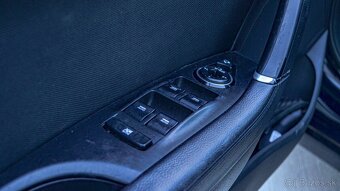 Hyundai i40 CW 1.7 CRDi Business A/T - 12