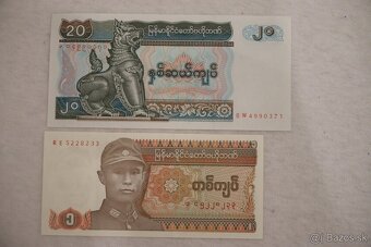 Unc bankovky č.18 - 12