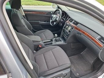 Škoda Superb Combi 2.0 TDI - 12