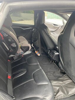 Tesla S 85D 4x4 odp. DPH - 12