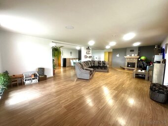 Rodinný dom snov v Košeci – priestranný bungalov s dvojgaráž - 12