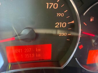 Renault KOLEOS 4x4,2.0dCi 110kw - 12