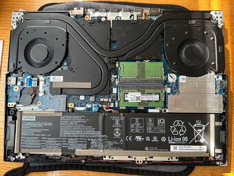 Predám nefunkčný Lenovo Legion 5 15ACH6H - 12