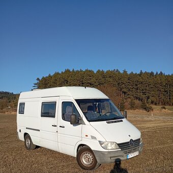 Obytná dodávka Mercedes Benz Sprinter 213 cdi - 12