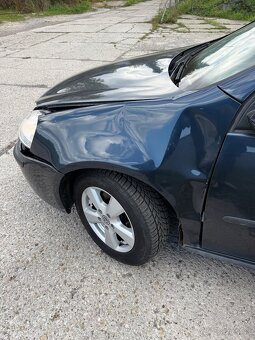 Volkswagen Golf 5 1.9TDI - 12