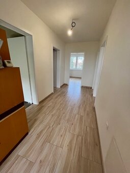 Rodinný dom Branč, blízkosť MHD, všetky IS, studňa - 12