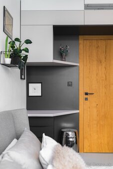 Nadštandardný 4-izbový rodinný dom s bazénom, výhľadom a súk - 12